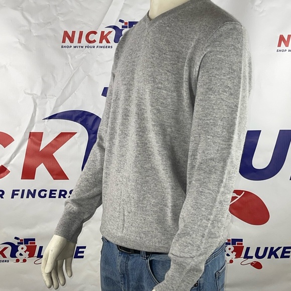 Naadam - Men’s Vneck Sweater - Picture 5 of 6